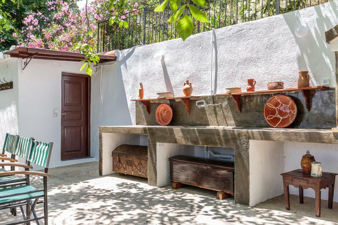Pyrgos Country House Скопелос Экстерьер фото